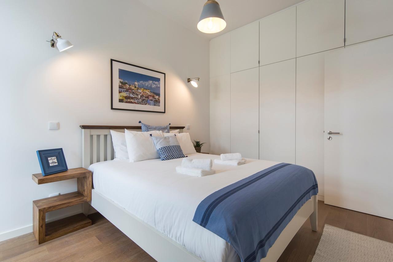 Urban Chic In The Heart Of Historic Apartment Lisbon