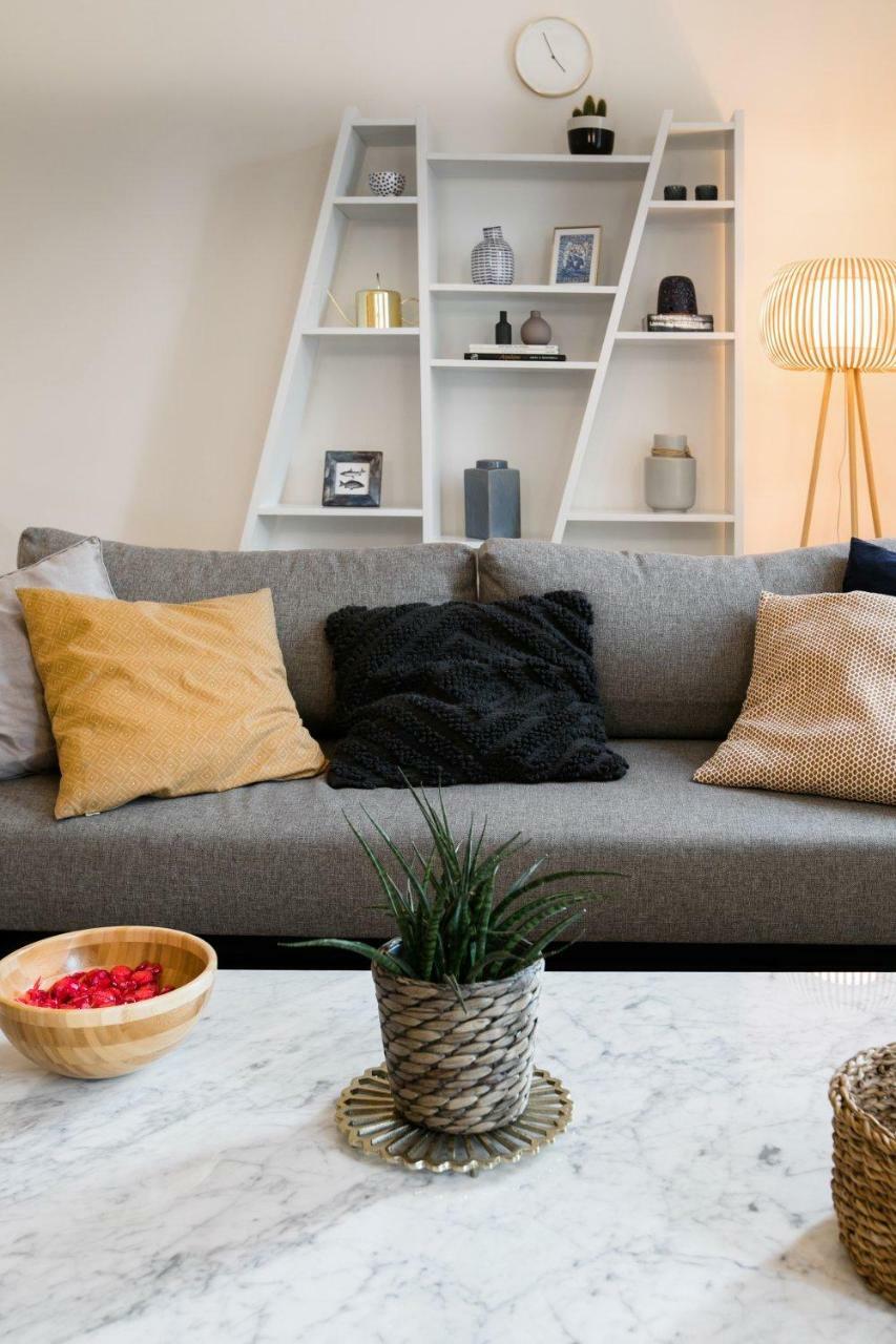 Urban Chic In The Heart Of Historic Apartment Lisbon